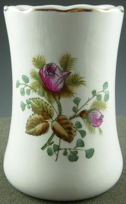 Alfred Meakin - Scalloped Rim - MR - Brush Vase