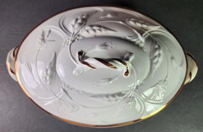 Anthony Shaw - Bordered Fuchsia - TL - Vegetable Tureen - top