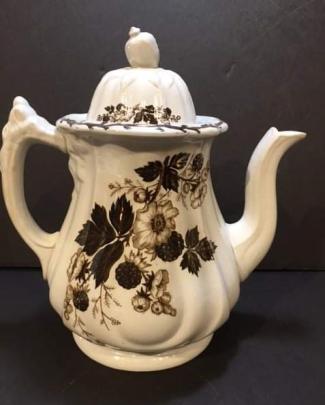 Attrib to Jacob Furnival - Grand Loop - BB - Teapot