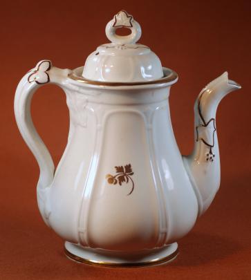 William Adams - Huron Shape - TL - Coffeepot/Teapot