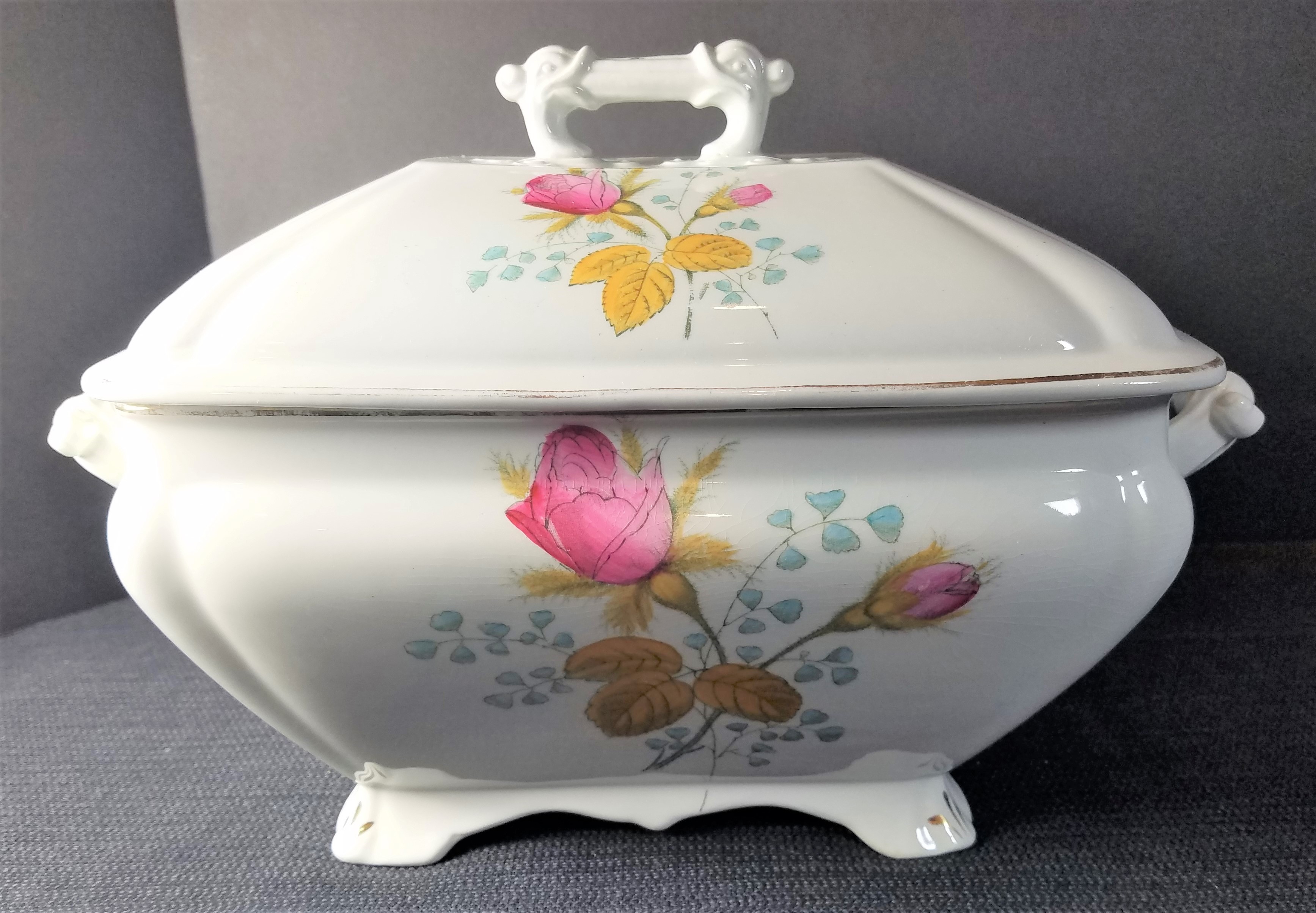 John Edwards - Victory Shape - MR - Soup Tureen | Tea Leaf ...