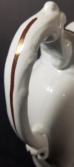 Corinthian - Challinor - EMB - Handle.jpg