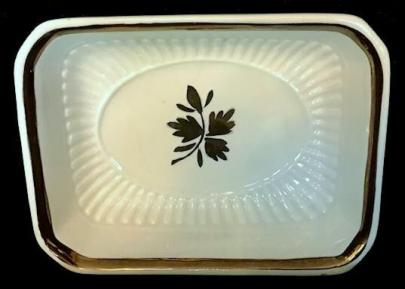 Adams - Empress Shape - TL - Soap Dish (Open)