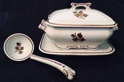 Alfred Meakin - Fishhook - TL - Sauce Tureen (4 piece)