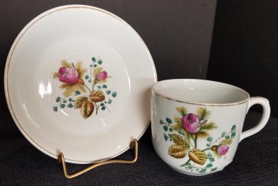 Alfred Meakin - Plain Round - MR - Cup and Saucer - Oval multi-attached  handle