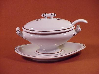Anthony Shaw - Cable Shape - LB - Sauce Tureen