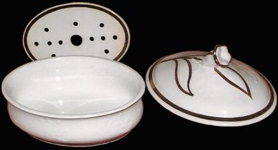 Anthony Shaw - Lily-of-the-Valley - LB - Soap Dish