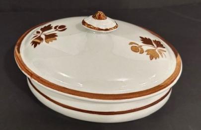Baker & Chetwynd - Unknown - TL - Covered Soap Dish