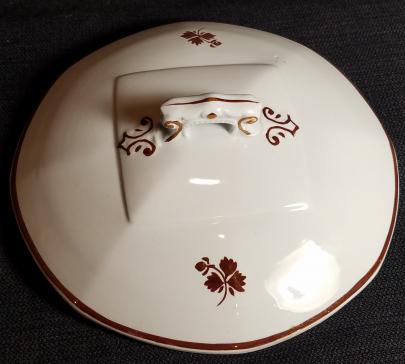 Burgess - Simple Square - Pagoda - TL - Chamber Pot Lid