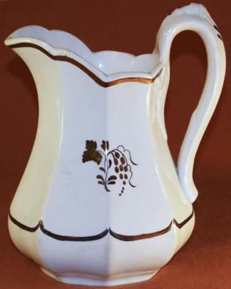Clementson - Chinese Shape - TB - Pitcher