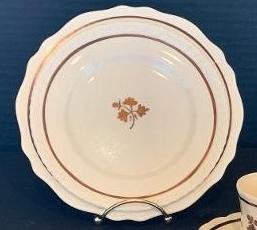 Cumbow - Unknown - TL - Plate scalloped edges