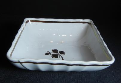 J & E Mayer - Scalloped Rim - TL - Bowl
