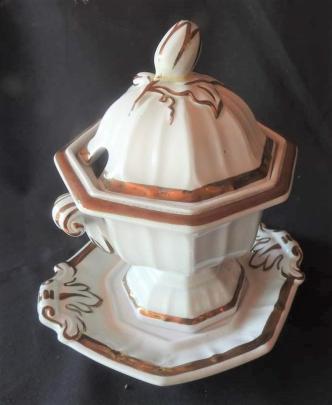 Livesley and Powell - Wrapped Sydenham - LB - Sauce Tureen Undertray