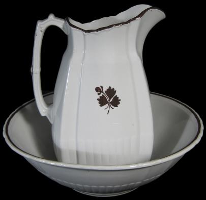 Mellor Taylor - Square Ridged - Hearts - TL - Ewer and Basin
