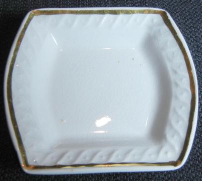 Powell & Bishop - Stitches - LB - Butter Pat - 2.875 in_