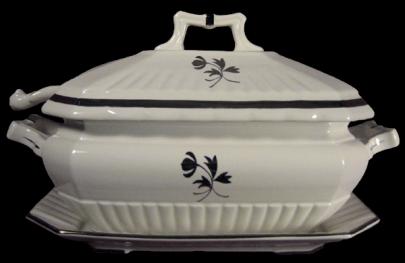 Red Cliff - Square Ridged Ribbed - TL - Soup Tureen
