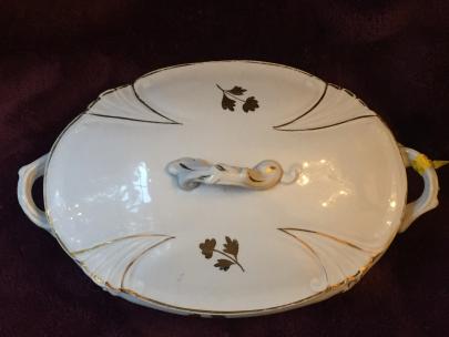 Sebring - Scroll and Fan - TL - vegetable tureen 2.JPG