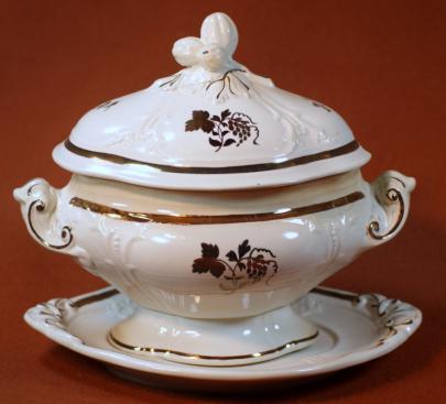 Unknown (prob Jacob Furnival) - Berry Cluster - TB - Sauce Tureen Undertray