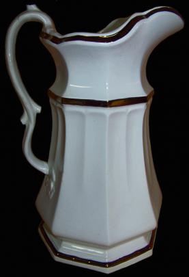 Unknown - Grape Octagon - LB - Ewer