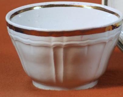 Unknown - Triple Border - LB - Waste Bowl - Possibly Farrell