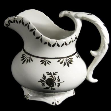 Unknown - Unknown - POM - Creamer