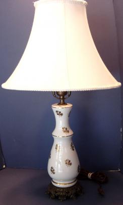 Unknown - Unknown - TL - Lamp 2