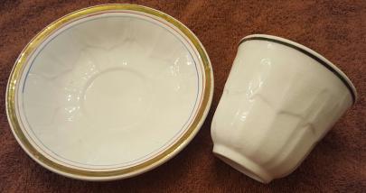 Unknown - Wrapped Sydenham - LB - Handleless cup and saucer - blue and red pinstripes