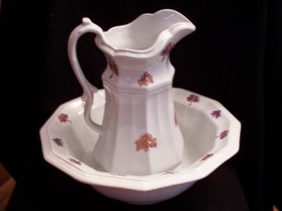 Walley - Grape Octagon - CG - Ewer and Basin