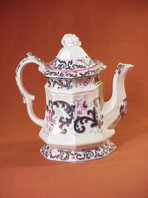 Walley - Grape Octagon - SCR - Coffeepot/Teapot