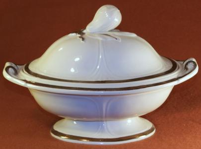 Walley - Niagara Shape - LB - Vegetable Tureen