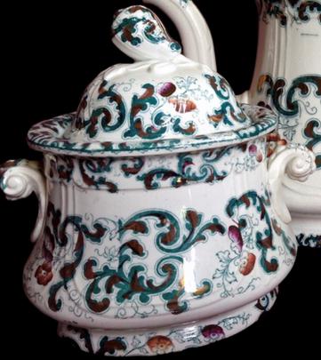 Walley - Niagara Shape - SCR - Sugar Bowl - Polychrome with Lustre