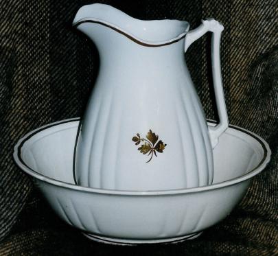 Wedgwood - Chelsea - TL - Ewer and Basin