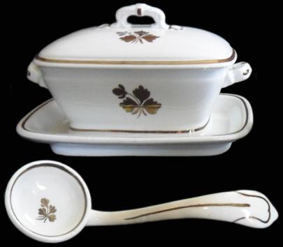 Wedgwood - Simple Square Wedgwood's Plain - Tea Leaf - Sauce Tureen Undertray