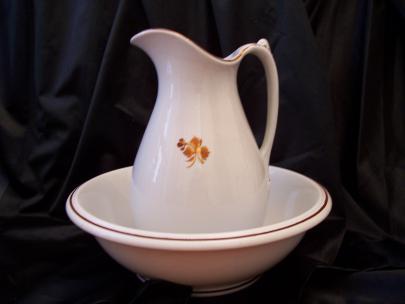Wilkinson - Hawthorn - TL - Ewer and Basin