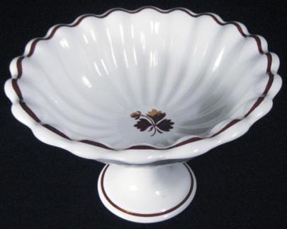 Wilkinson - Scalloped Rim - TL - Apple Bowl (scalloped)